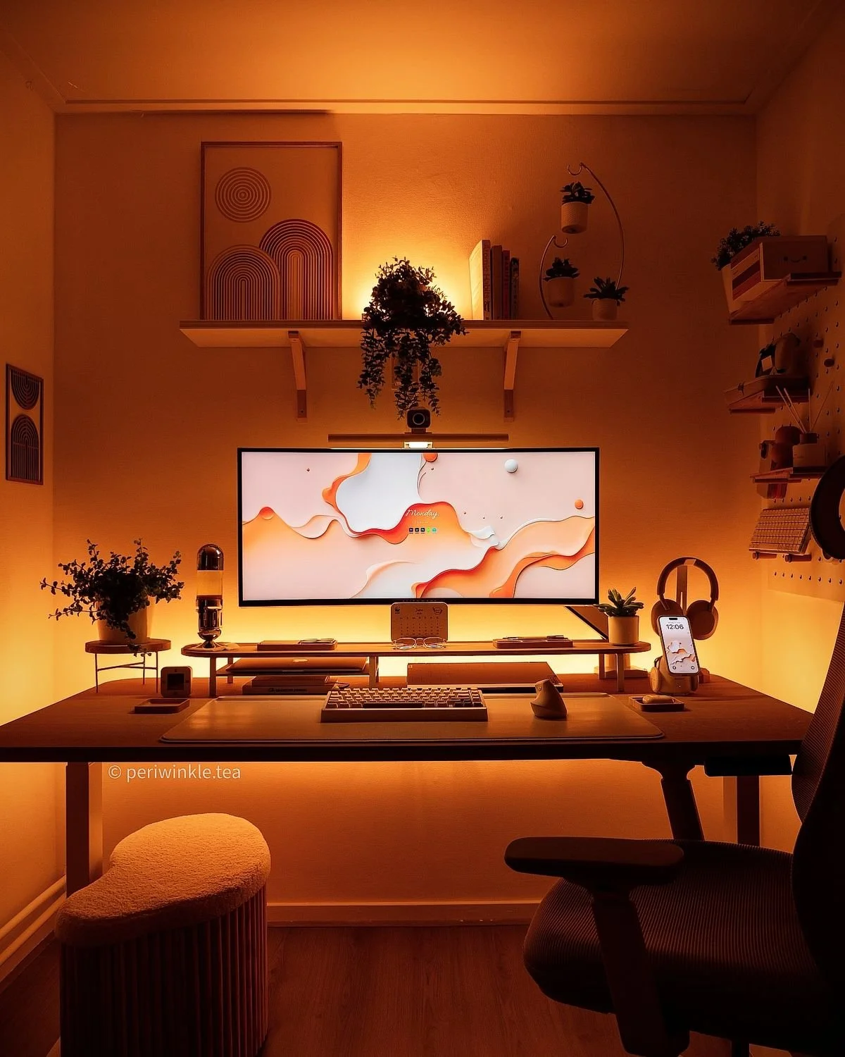 How to Choose Smart LED Bulbs for Your Home Office